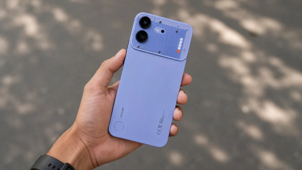 Nothing Phone (4b) показали наживо до анонсу: розкрито всі кольори та головні характеристики